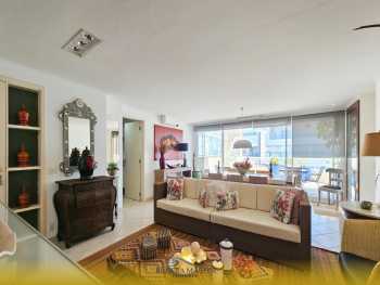 Apartamento à venda