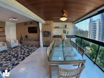 Apartamento à venda