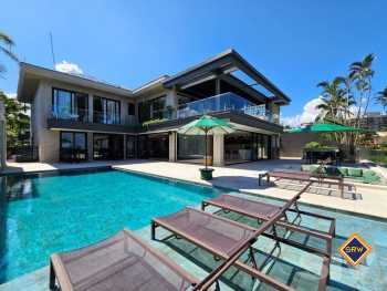 Casa à venda