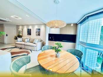 Apartamento à venda