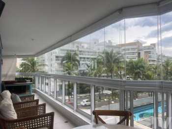 Apartamento à venda